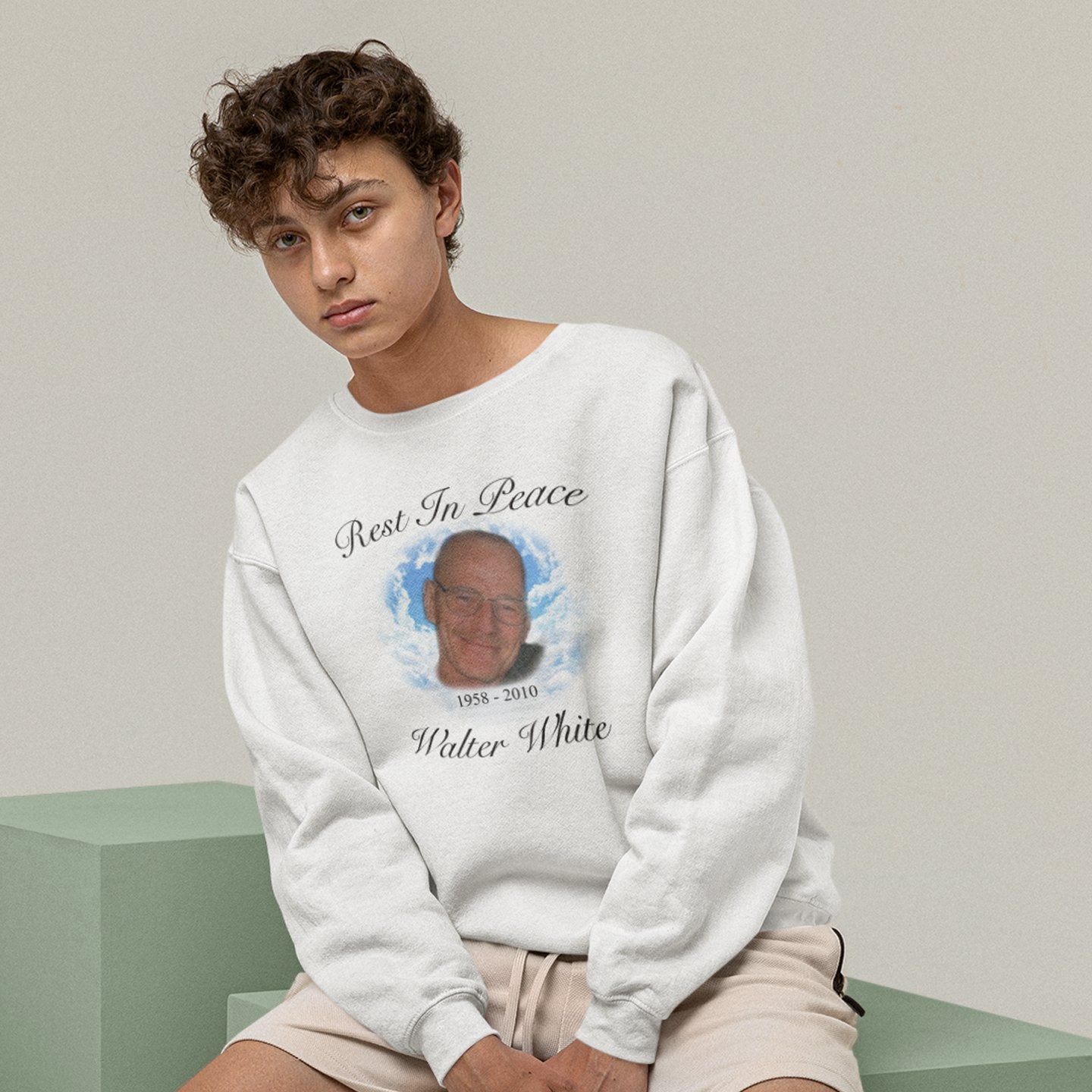 R.I.P. Walter White Breaking Bad - Sweatshirt - The Films Point